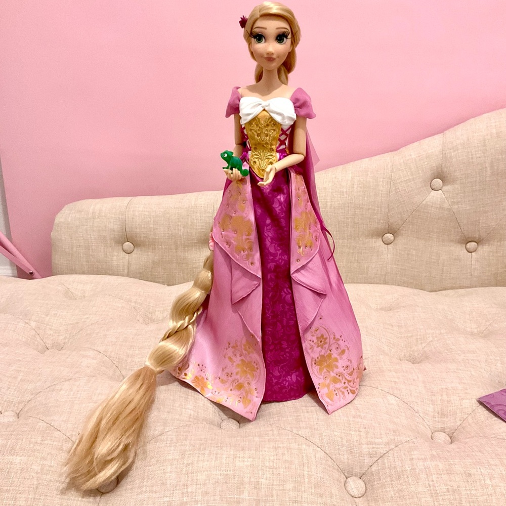 ON HOLD until THURSDAY Disney Store Rapunzel Limited Edition Doll